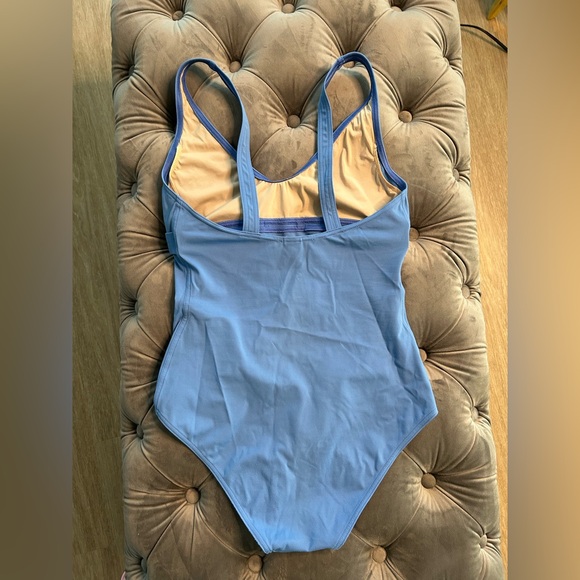 Elegant Hermès one-piece swimsuit - Picture 4 of 6